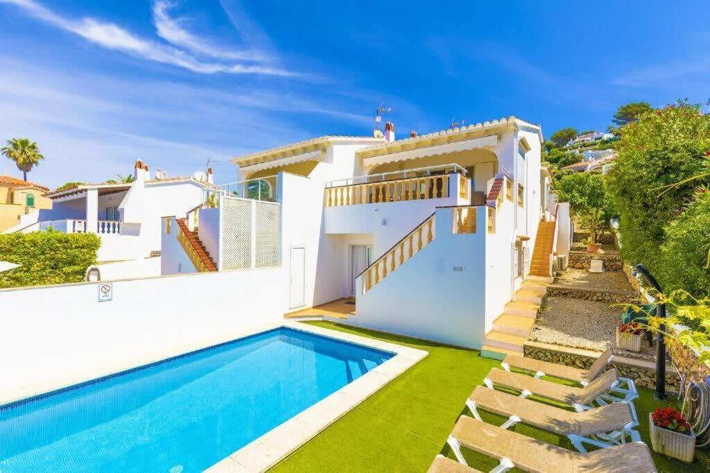 Ocean Breeze - Steps Away From The Holiday home Son Bou